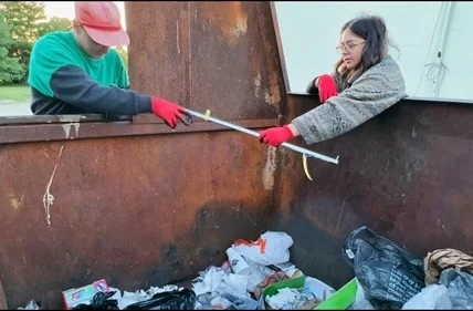 Dumpster Dive in Indiana