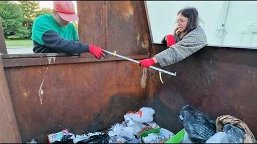 Dumpster Dive in Indiana